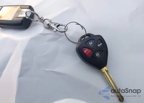 2007 Toyota Camry Se V6 z USA, uszkodzony, nr VIN 4T1BK46K87U550015